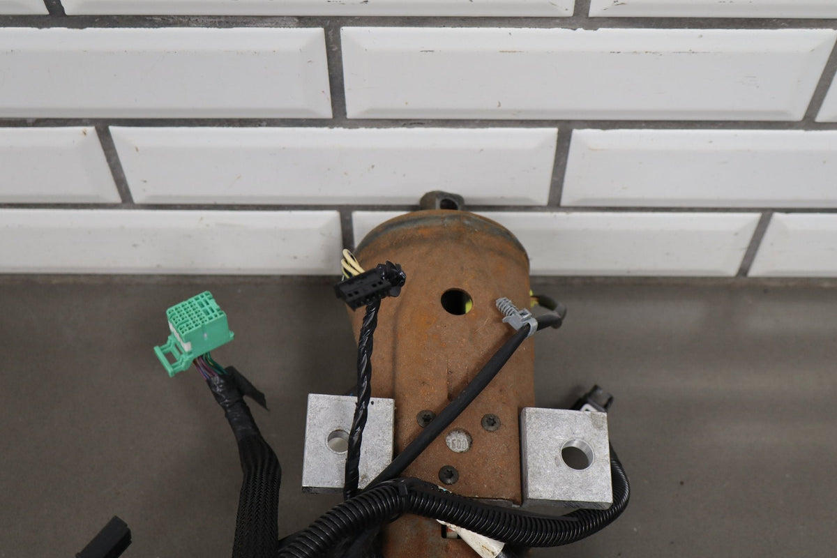 15-20 Cadillac Escalade Steering Column 23381949