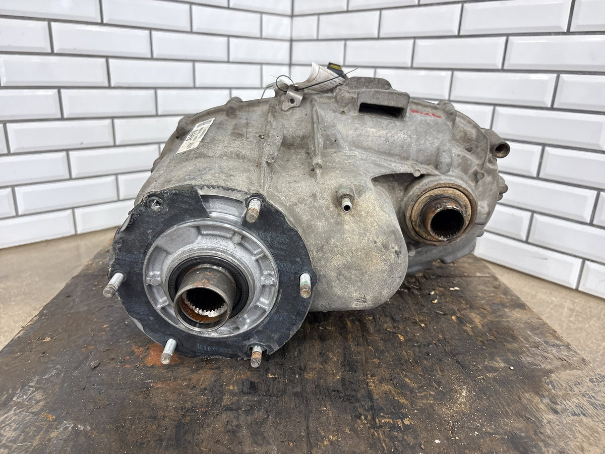 15-20 Cadillac Escalade Transfer Case 84377719 NQH