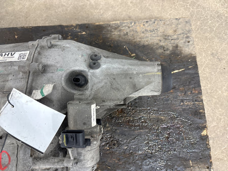 15-20 Cadillac Escalade Transfer Case 84377719 NQH
