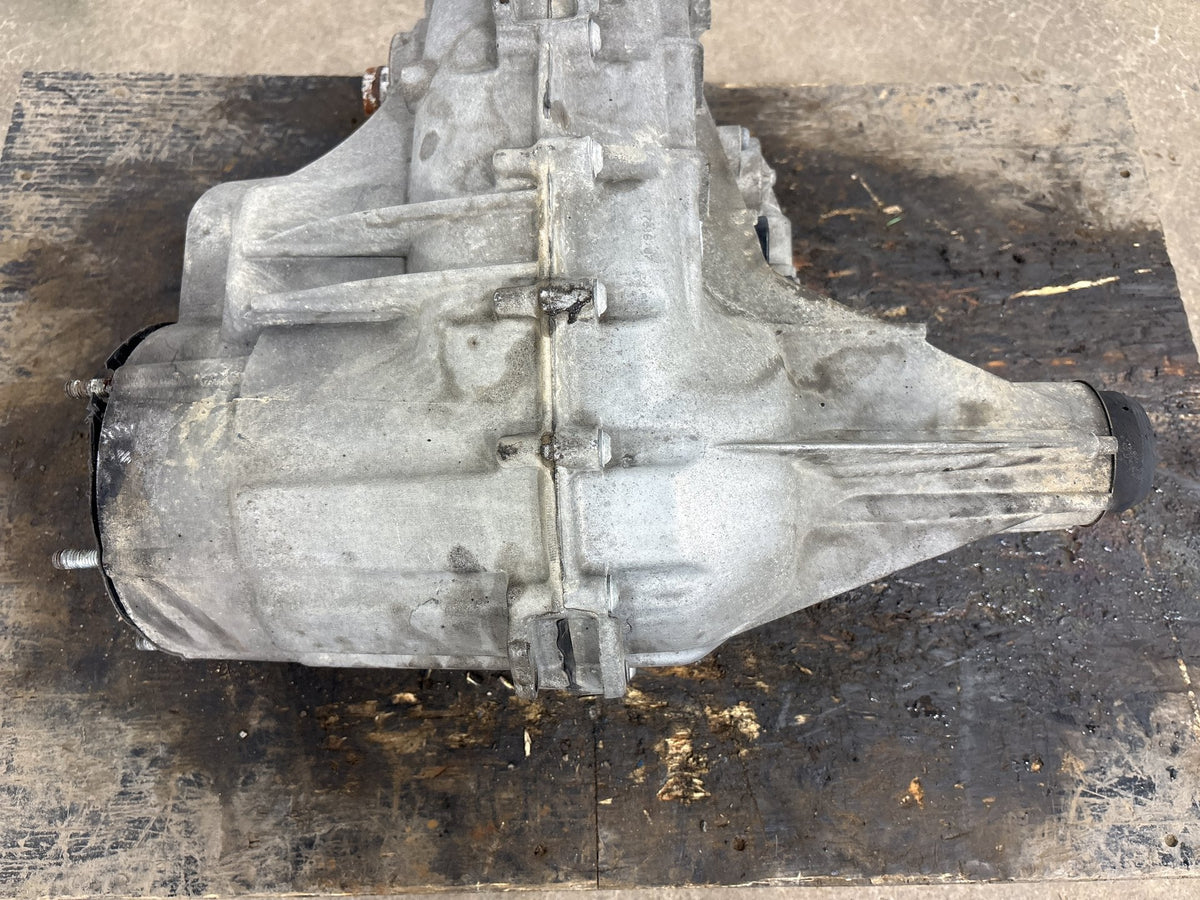 15-20 Cadillac Escalade Transfer Case 84377719 NQH