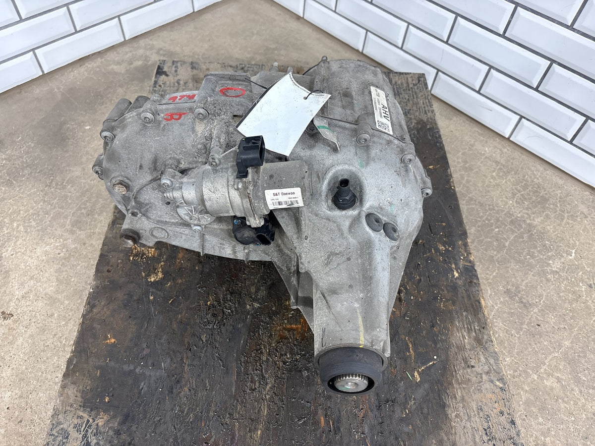 15-20 Cadillac Escalade Transfer Case 84377719 NQH