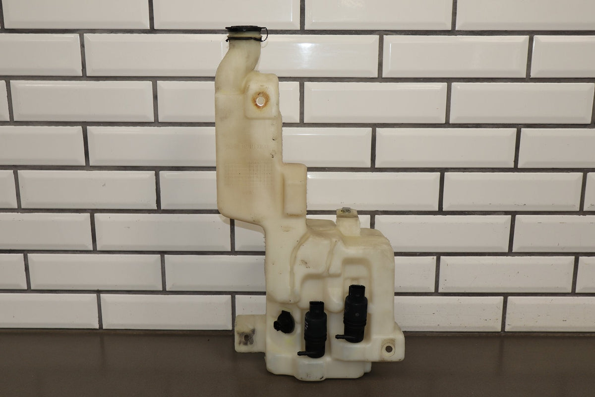 15-20 Cadillac Escalade Washer Bottle Pumps Lid