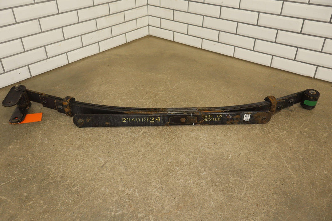 15 - 22 Chevy Colorado 4x4 OEM Rear Leaf Springs Pair Left/Right