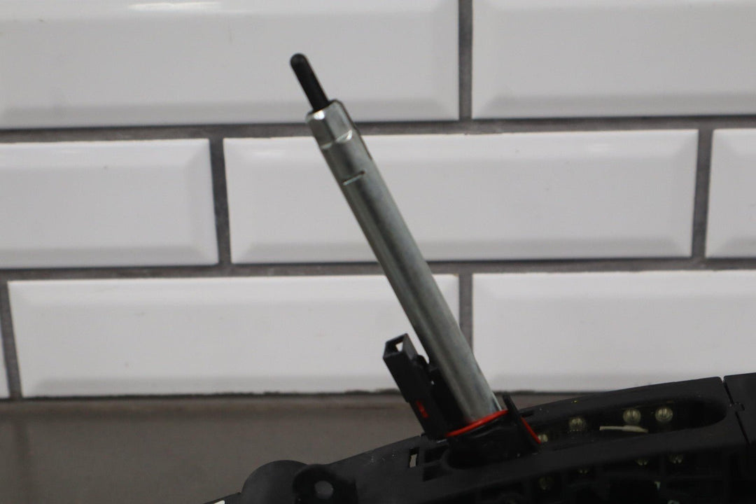 15 - 22 Chevy Colorado Automatic Floor Shifter OEM 23397472