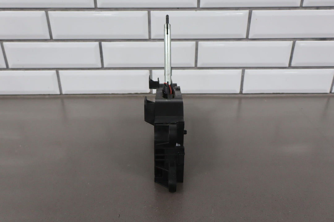 15 - 22 Chevy Colorado Automatic Floor Shifter OEM 23397472