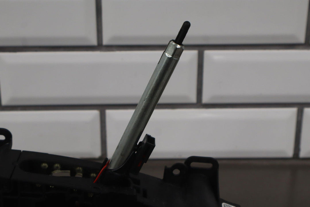 15 - 22 Chevy Colorado Automatic Floor Shifter OEM 23397472