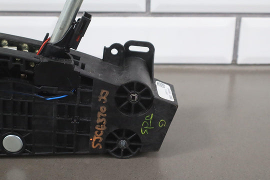 15 - 22 Chevy Colorado Automatic Floor Shifter OEM 23397472