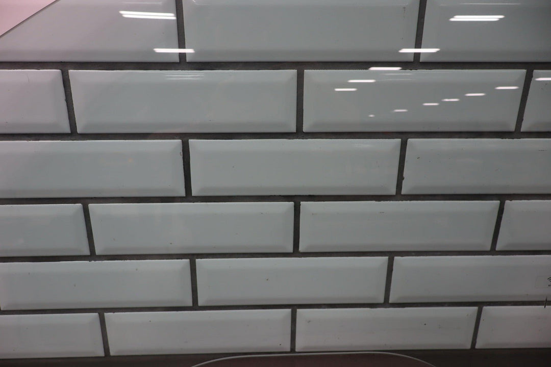 15 - 22 Chevy Colorado Driver Left LH Door Glass/Window OEM