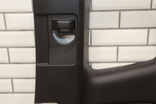 15 - 22 Chevy Colorado Extended Cab Right Rear Interior Door Panel Black