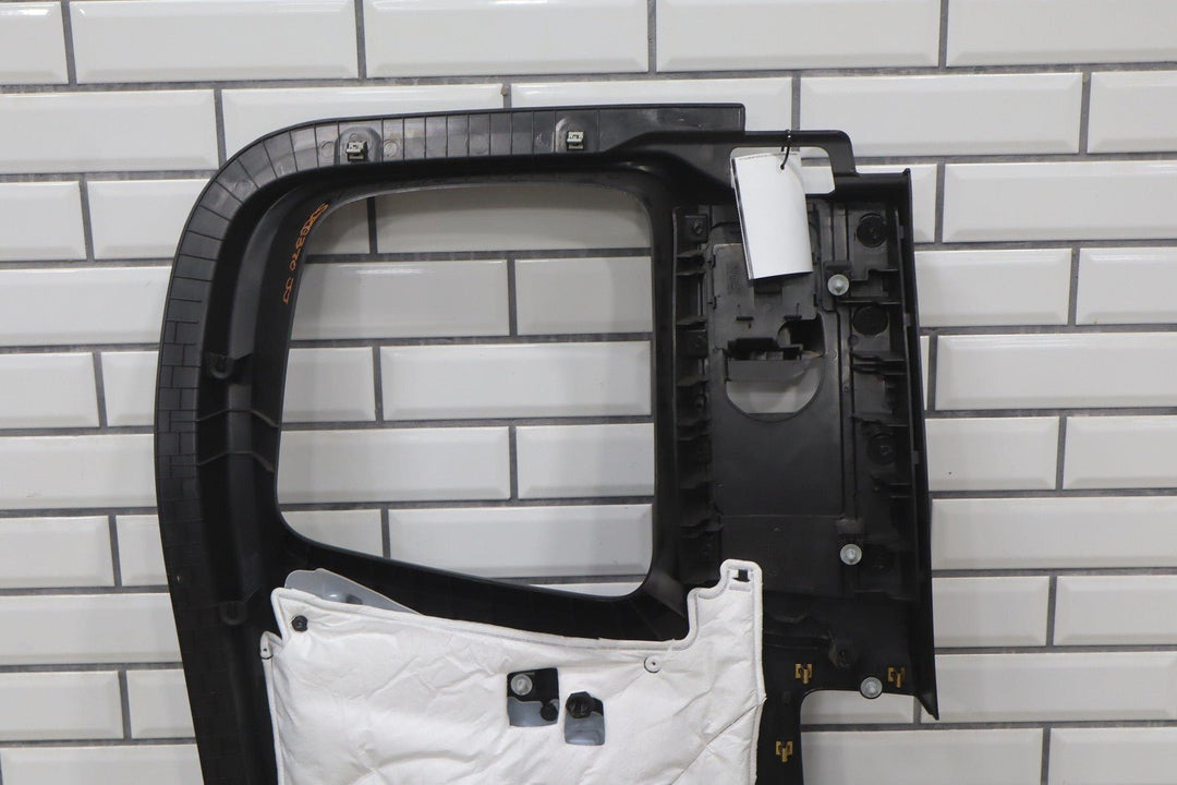 15 - 22 Chevy Colorado Extended Cab Right Rear Interior Door Panel Black