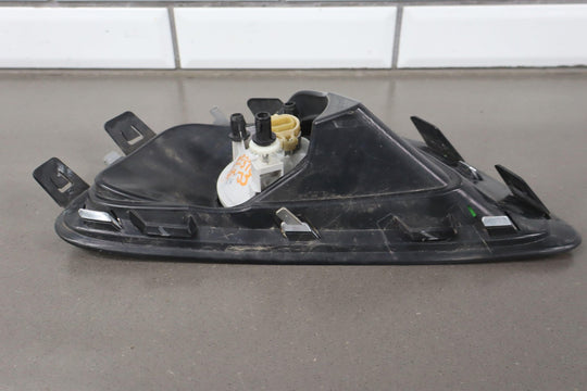 15 - 22 Chevy Colorado Passenger Right RH Fog Light with Bezel OEM
