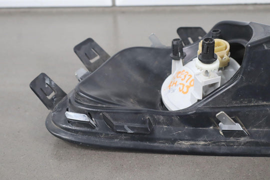 15 - 22 Chevy Colorado Passenger Right RH Fog Light with Bezel OEM