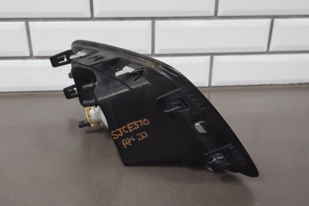 15 - 22 Chevy Colorado Passenger Right RH Fog Light with Bezel OEM