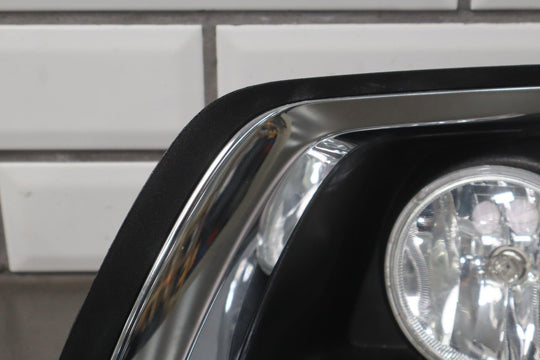 15 - 22 Chevy Colorado Passenger Right RH Fog Light with Bezel OEM