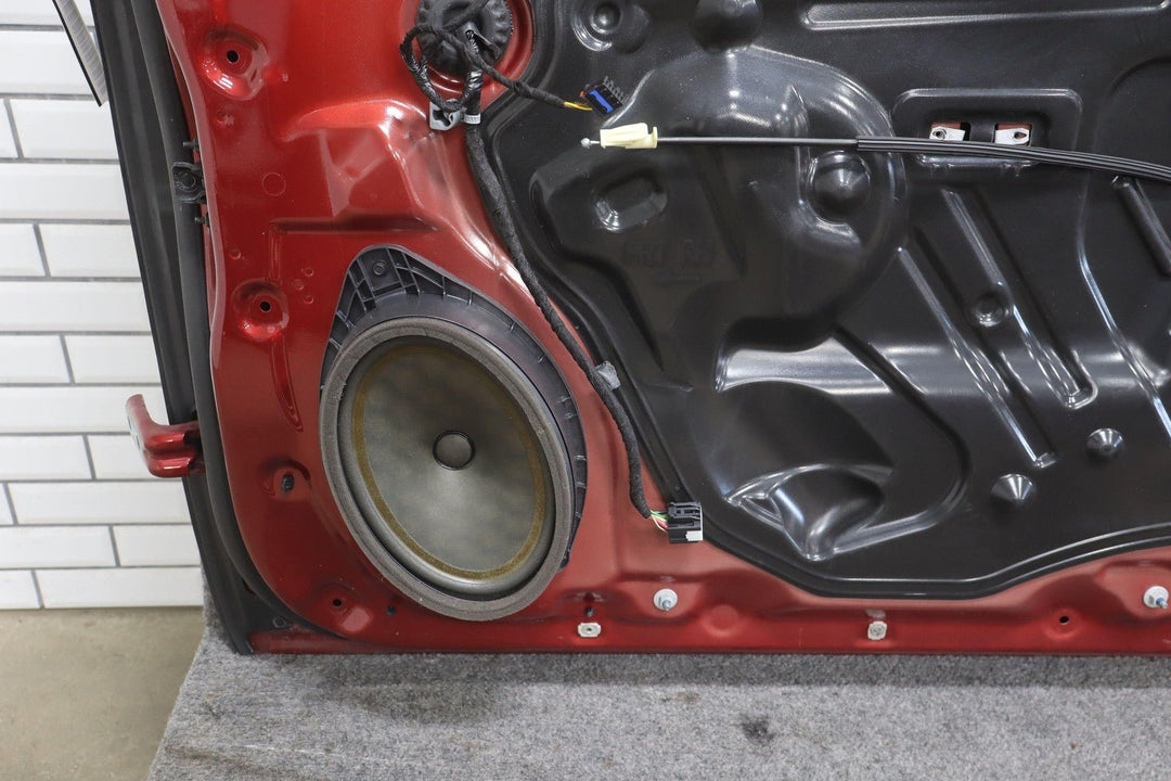 15 - 22 Chevy Colorado Right RH Front Door Cajun Red (GPJ)