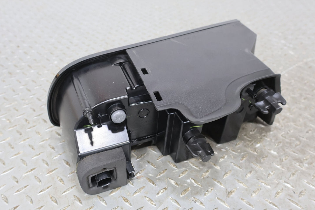 15 - 22 Dodge Challenger Right RH Quarter Panel Mounted LED Tail Light (Tested)