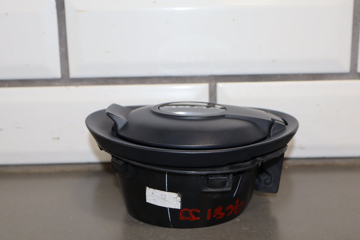 15-23 Challenger Black Gasoline Gas Fuel Filler Door Hatch Lid Panel OEM Factory