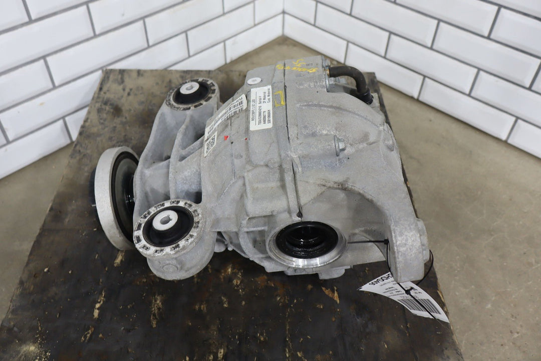 15 - 23 Dodge Challenger SRT Hellcat 2.62 Ratio Rear Differential/Carrier 39k OEM