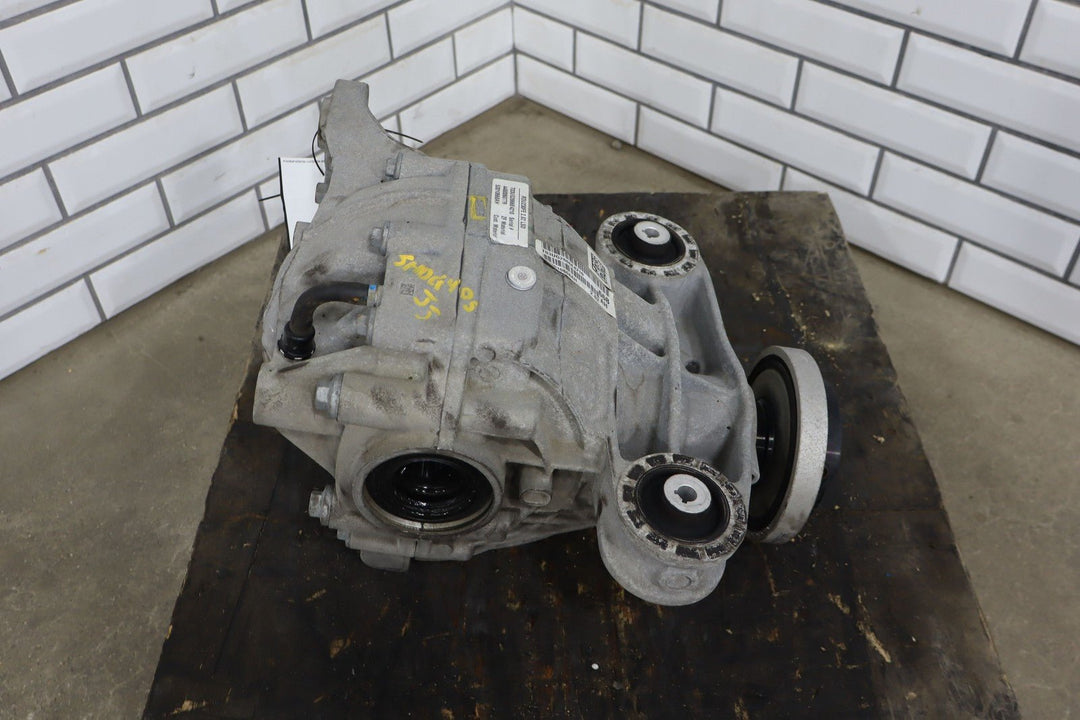 15 - 23 Dodge Challenger SRT Hellcat 2.62 Ratio Rear Differential/Carrier 39k OEM
