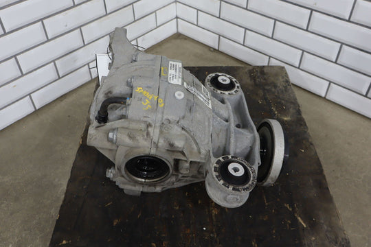 15 - 23 Dodge Challenger SRT Hellcat 2.62 Ratio Rear Differential/Carrier 39k OEM