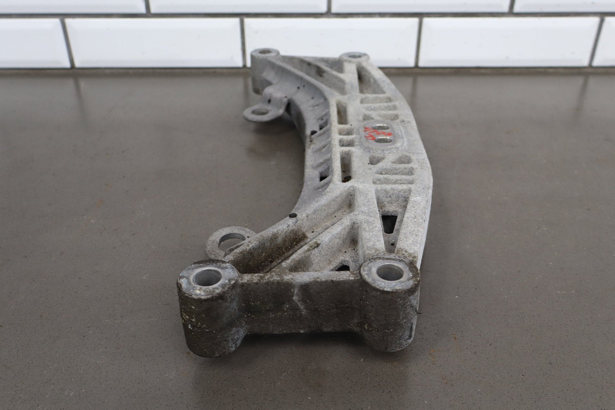 15-23 Dodge Charger Challenger 300 RWD Automatic Transmission Crossmember