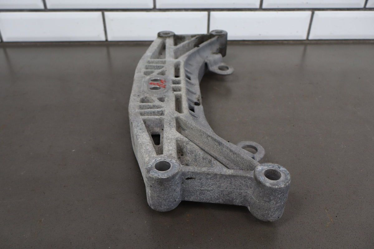 15-23 Dodge Charger Challenger 300 RWD Automatic Transmission Crossmember