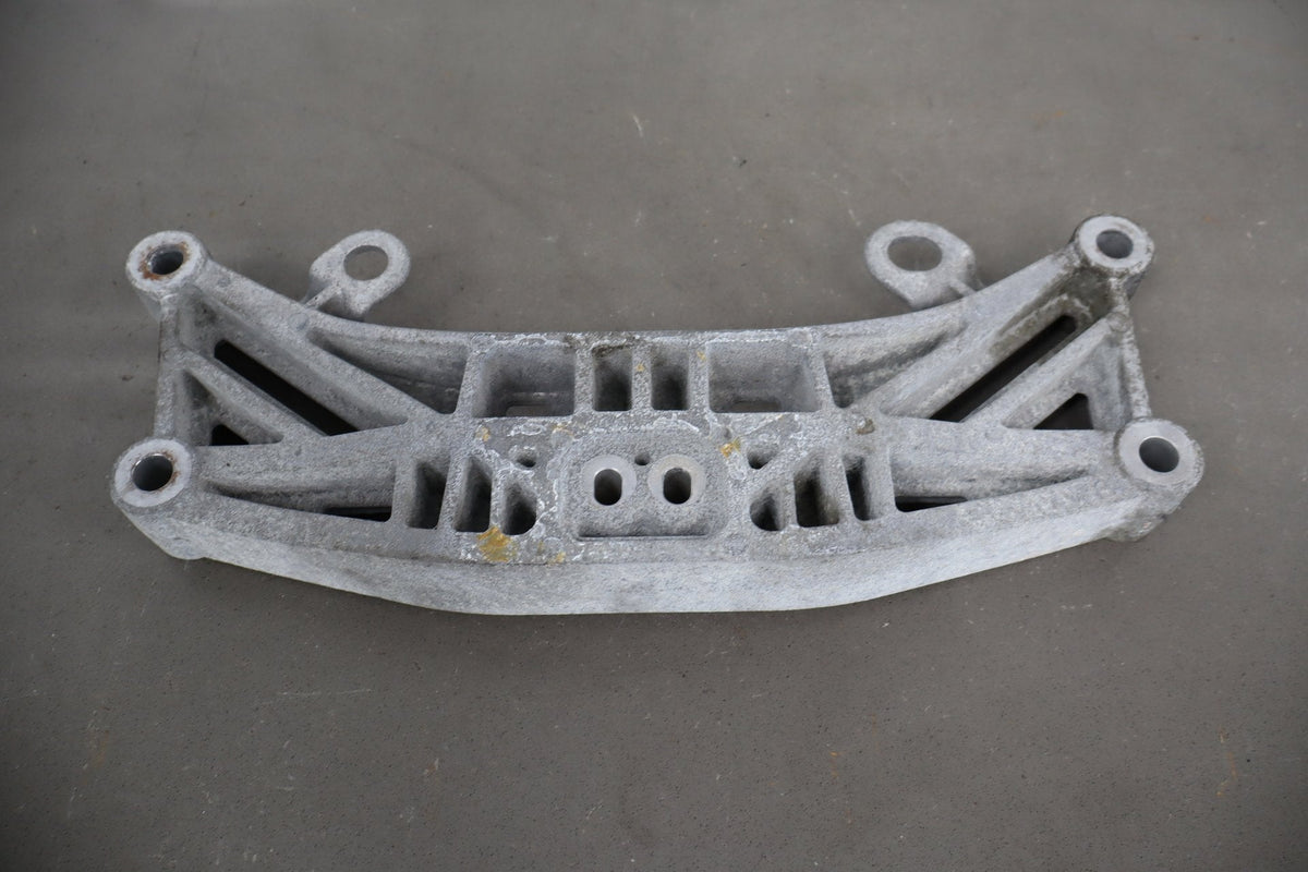 15-23 Dodge Charger Challenger 300 RWD Automatic Transmission Crossmember