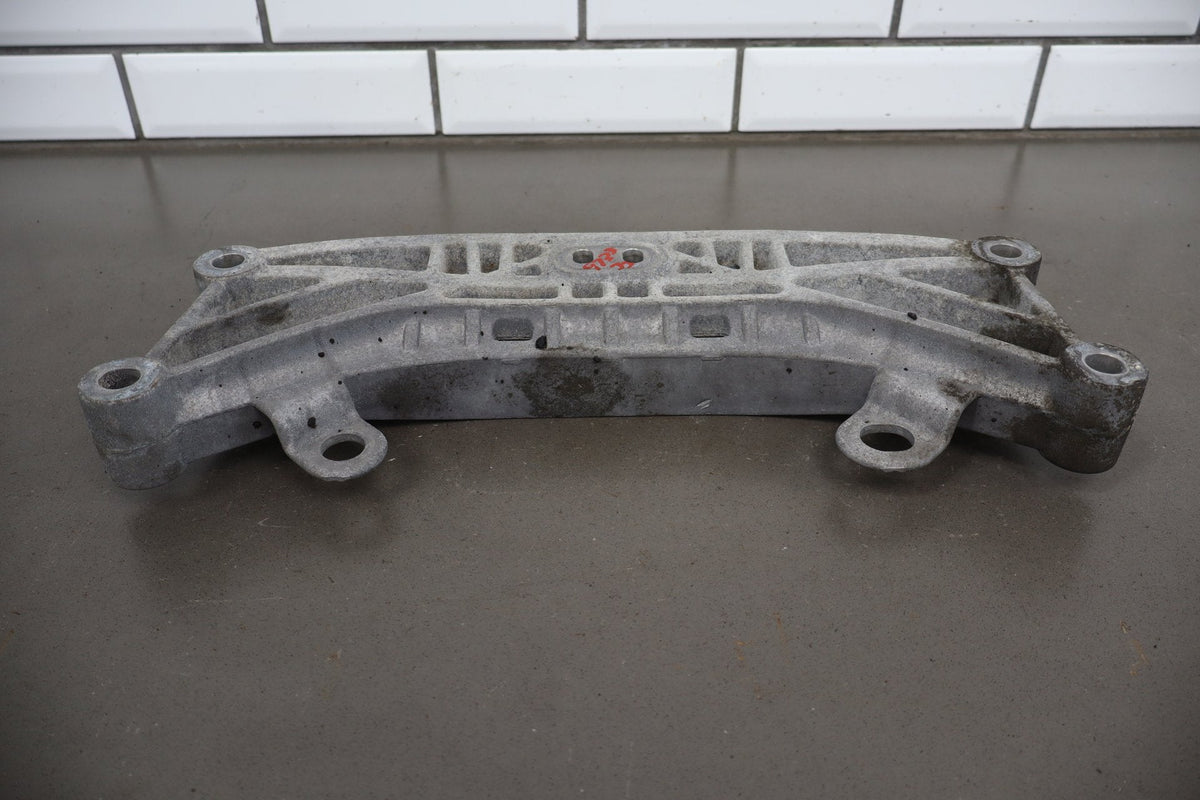 15-23 Dodge Charger Challenger 300 RWD Automatic Transmission Crossmember