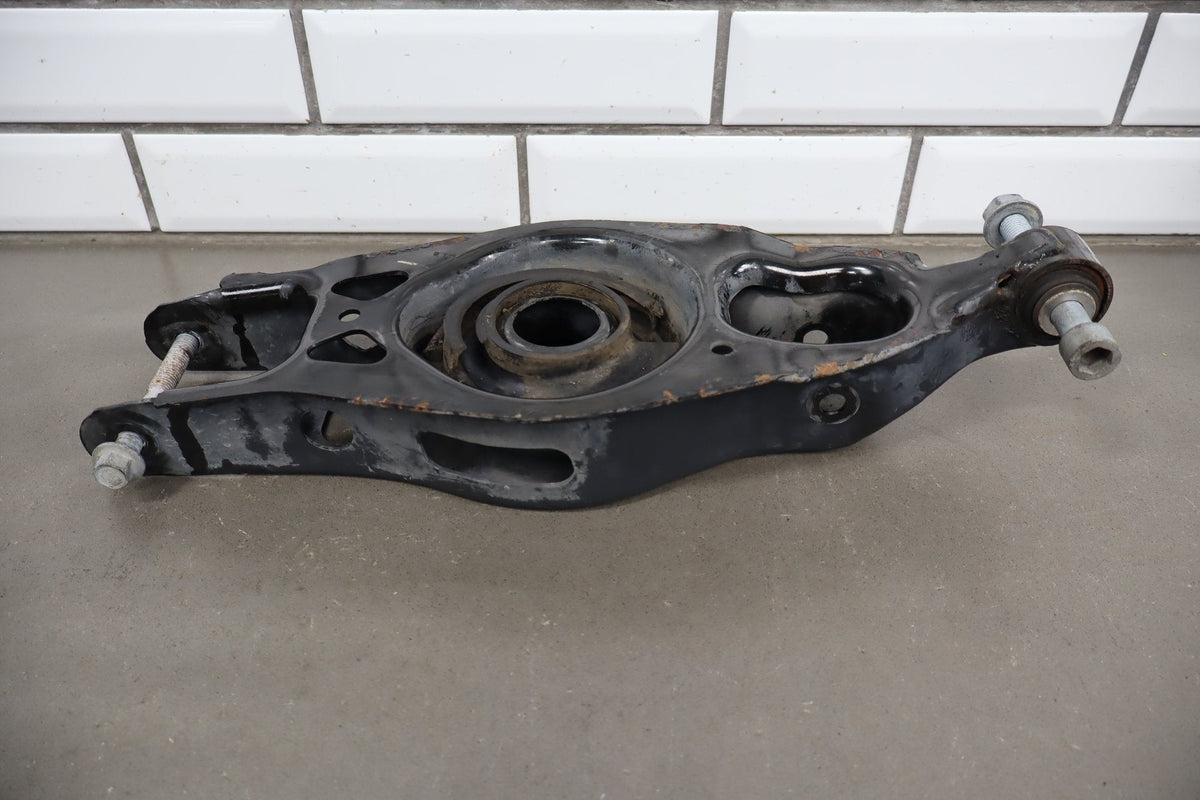 15-23 Dodge Charger Scat Pack 392 Right Rear Suspension Spindle Control Arms