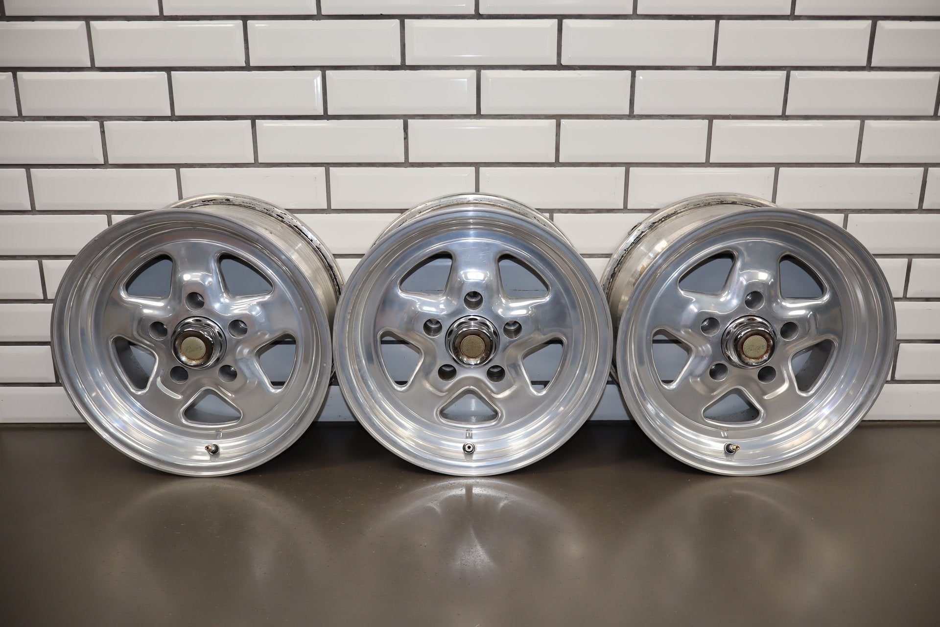 15x7 Pacer 521p Dragstar wheels Set of 3 5x5 (5x127)