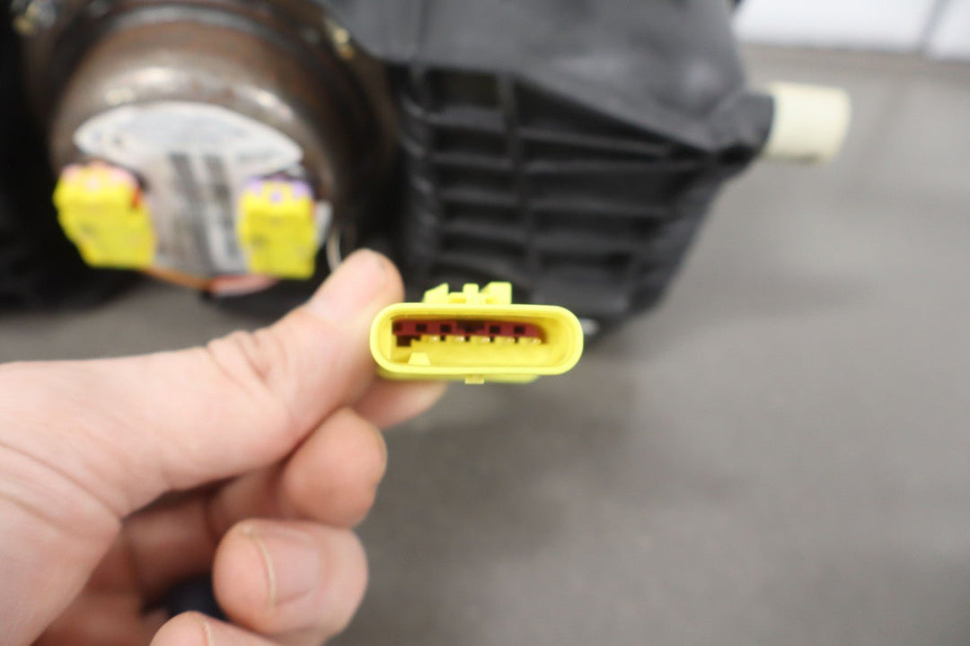 16 - 19 Chevy Colorado Passenger Right RH Dash Air Bag OEM 84049779