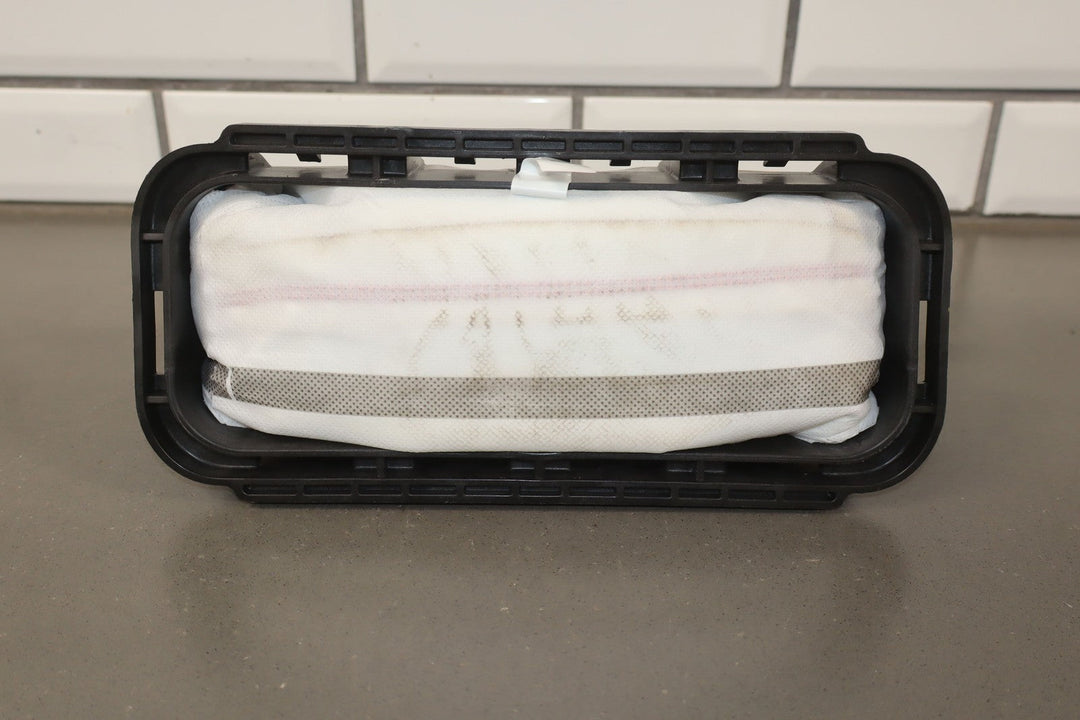 16 - 19 Chevy Colorado Passenger Right RH Dash Air Bag OEM 84049779