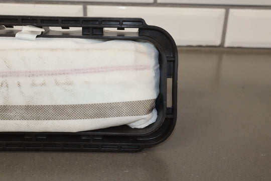 16 - 19 Chevy Colorado Passenger Right RH Dash Air Bag OEM 84049779