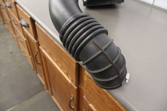 16 - 19 Nissan Titan 5.0L V8 Diesel OEM Air Intake Cleaner Tube Box Base