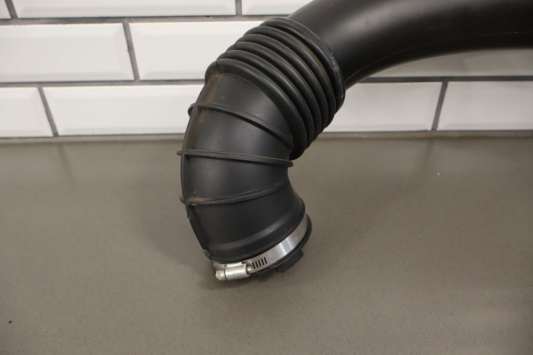 16 - 19 Nissan Titan 5.0L V8 Diesel OEM Air Intake Cleaner Tube Box Base