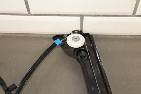 16-20 OEM Tesla Model X Front Right Window Regulator Motor