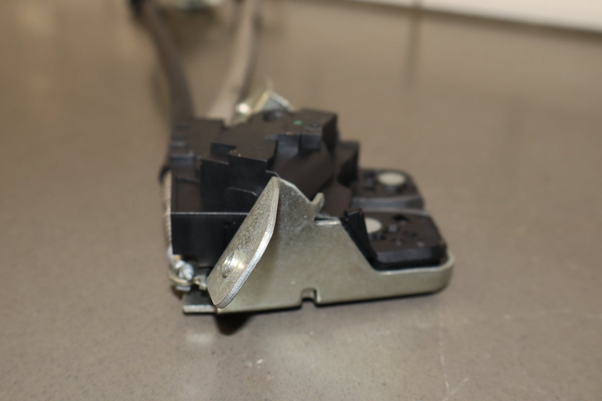 16-20 OEM Tesla Model X Liftgate Tailgate Latch Actuator