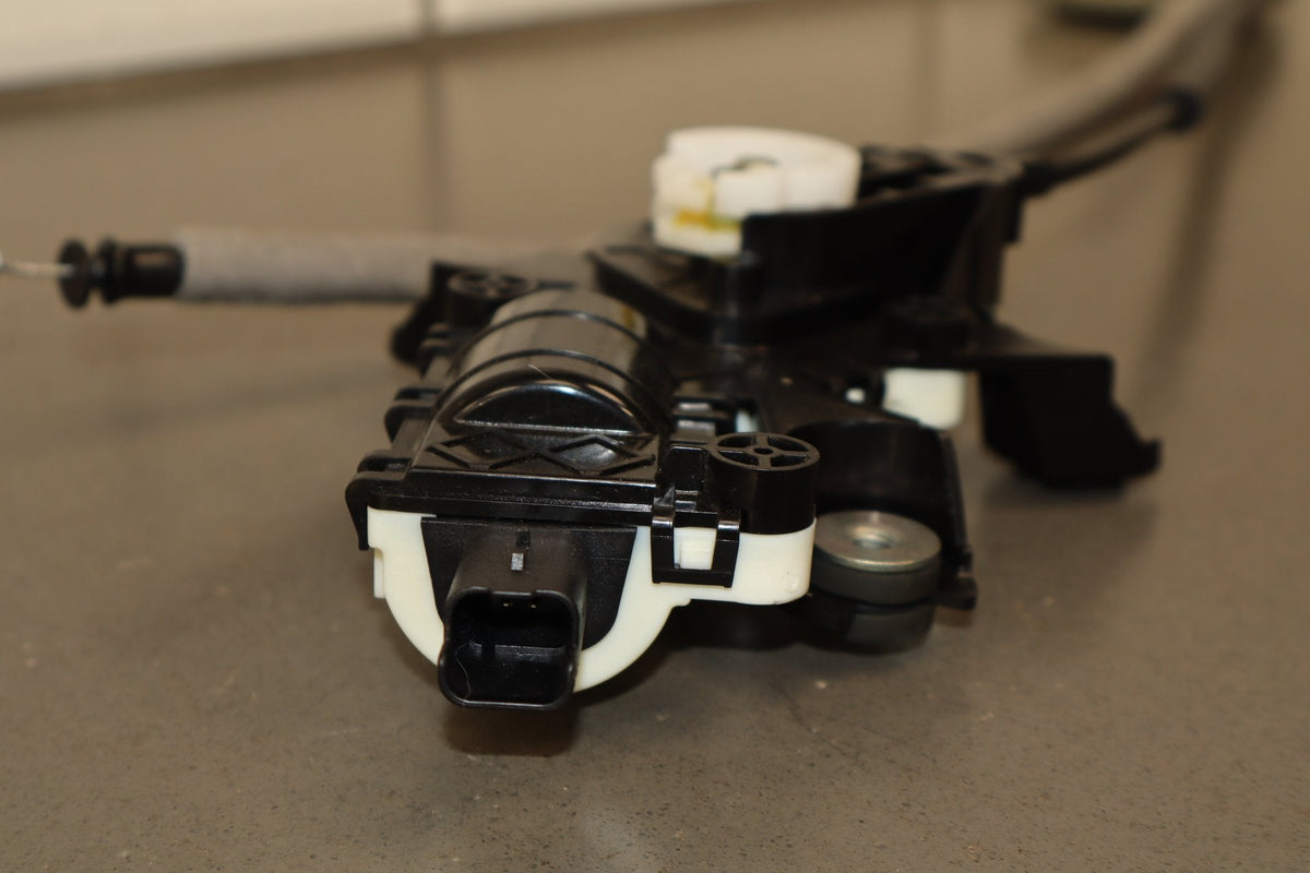 16-20 OEM Tesla Model X Liftgate Tailgate Latch Actuator