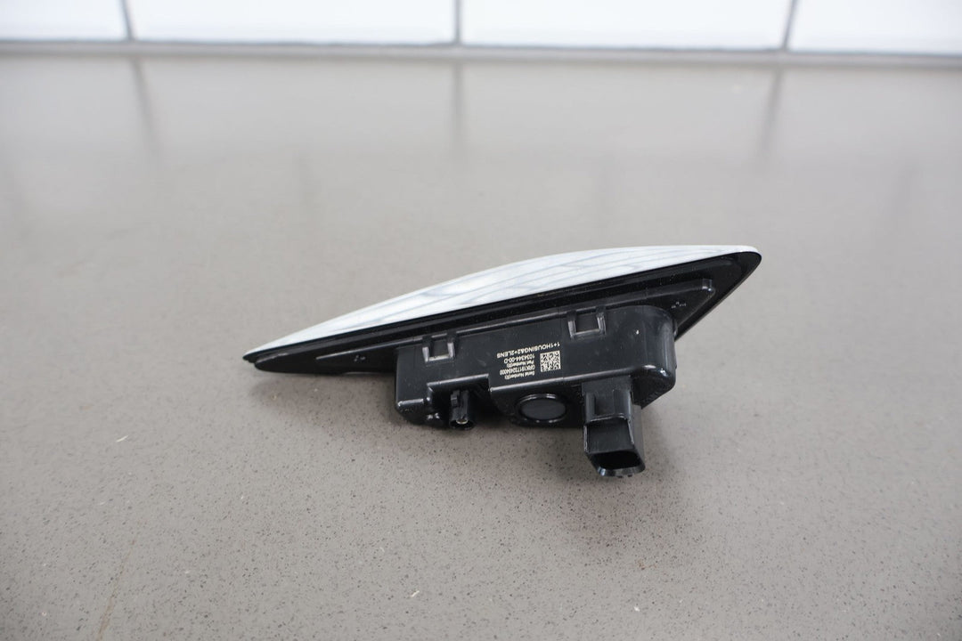 16 - 20 Tesla Model X Front Left LH Fender Camera W/ Trim (Chrome)