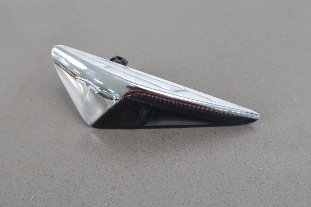 16 - 20 Tesla Model X Front Left LH Fender Camera W/ Trim (Chrome)