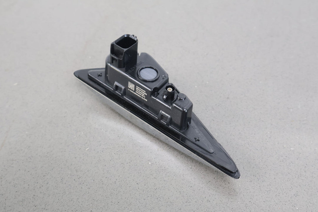 16 - 20 Tesla Model X Front Left LH Fender Camera W/ Trim (Chrome)