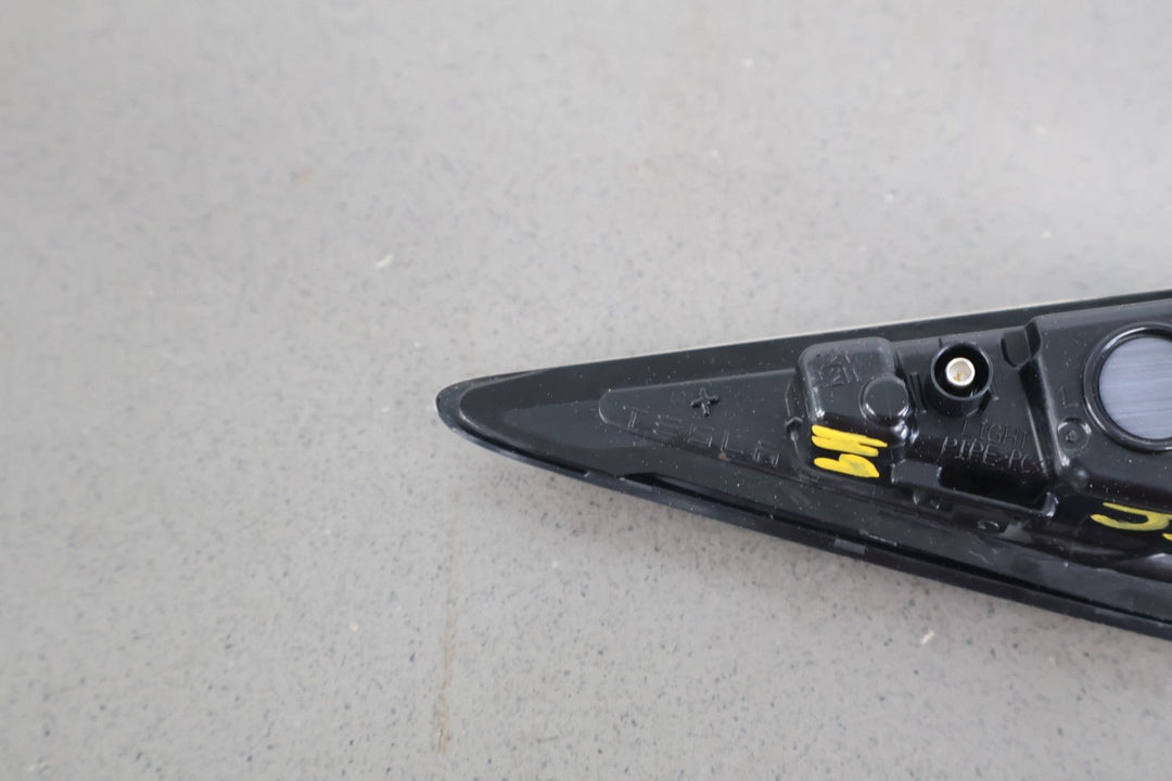 16 - 20 Tesla Model X Front Left LH Fender Camera W/ Trim (Chrome)