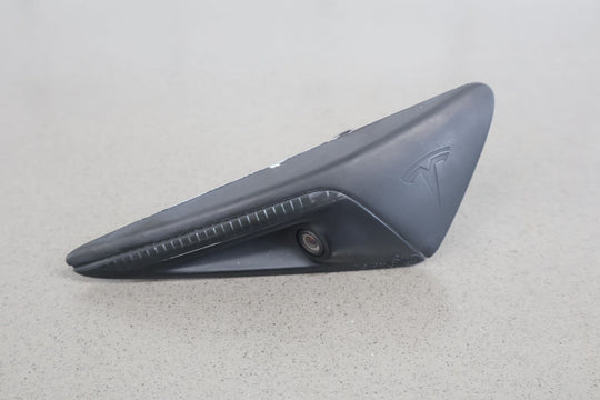 16 - 20 Tesla Model X Front Right Fender Camera W/ Trim (Chrome/Painted Black)