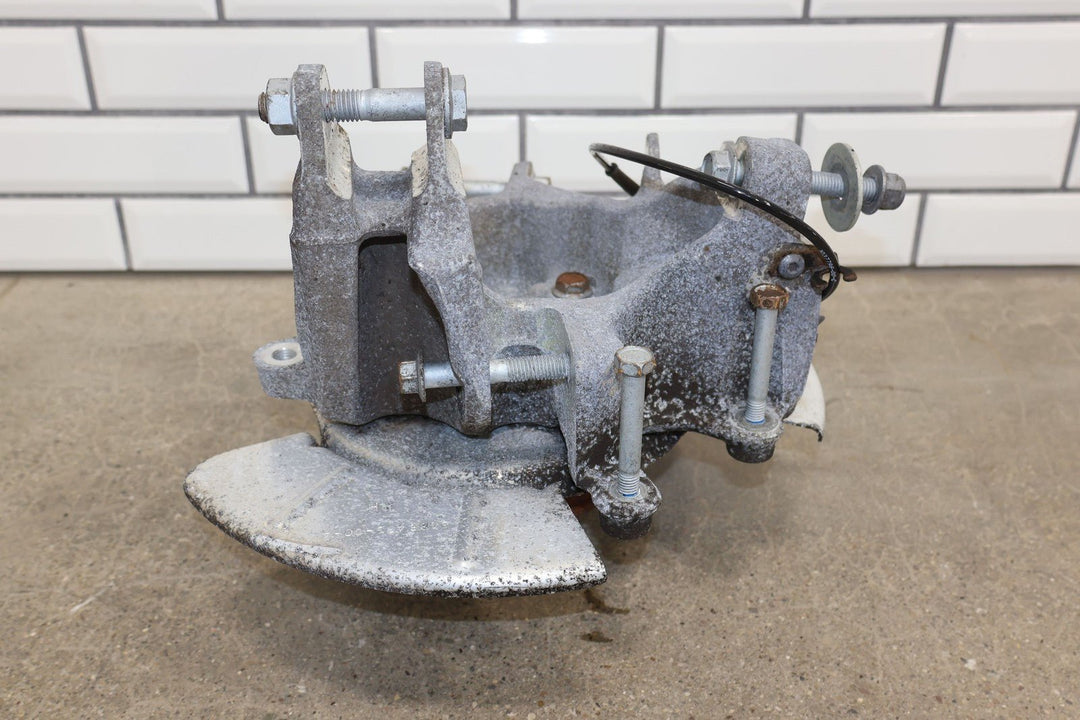 16 - 20 Tesla Model X Rear Right RH Spindle Knuckle W/ Hub (61K Miles)
