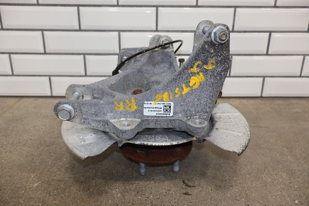 16 - 20 Tesla Model X Rear Right RH Spindle Knuckle W/ Hub (61K Miles)