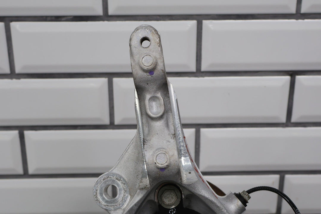 16 - 22 Chevy Camaro Front Left LH Spindle Knuckle W/ Hub & ABS Sensor (51K)