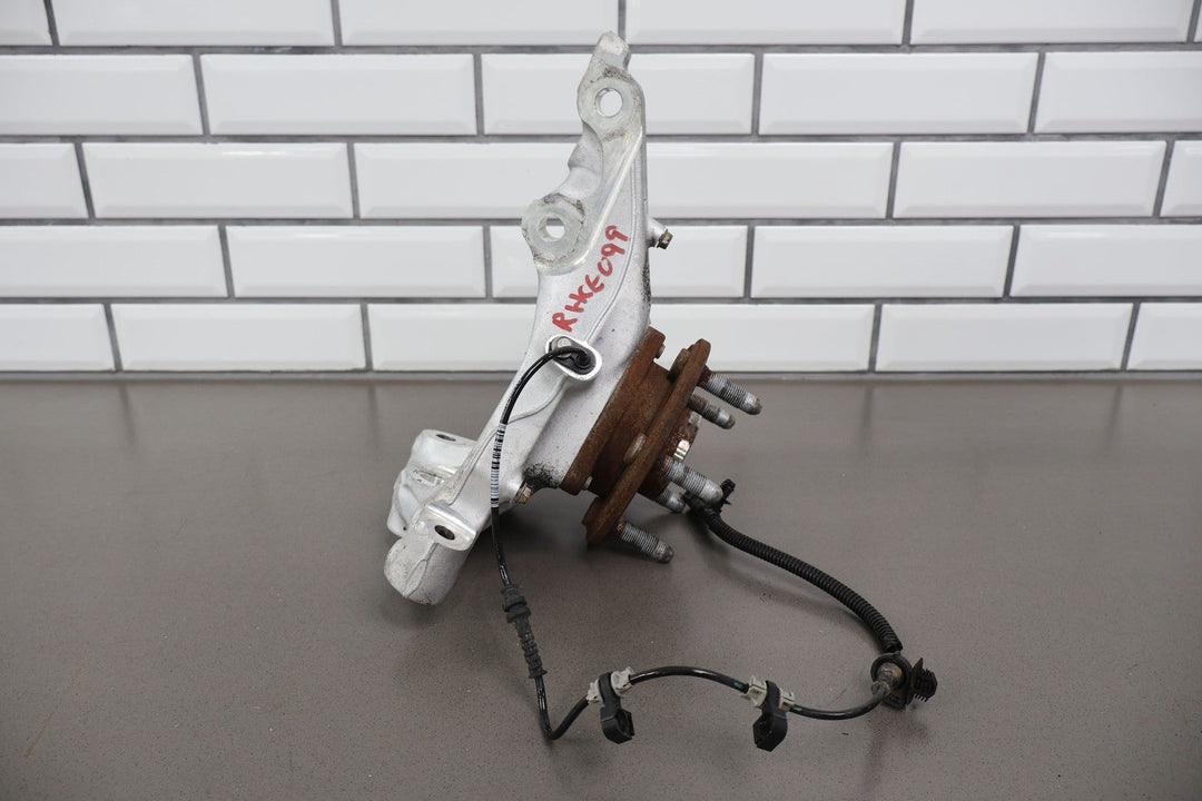 16 - 22 Chevy Camaro Front Left LH Spindle Knuckle W/ Hub & ABS Sensor (51K)