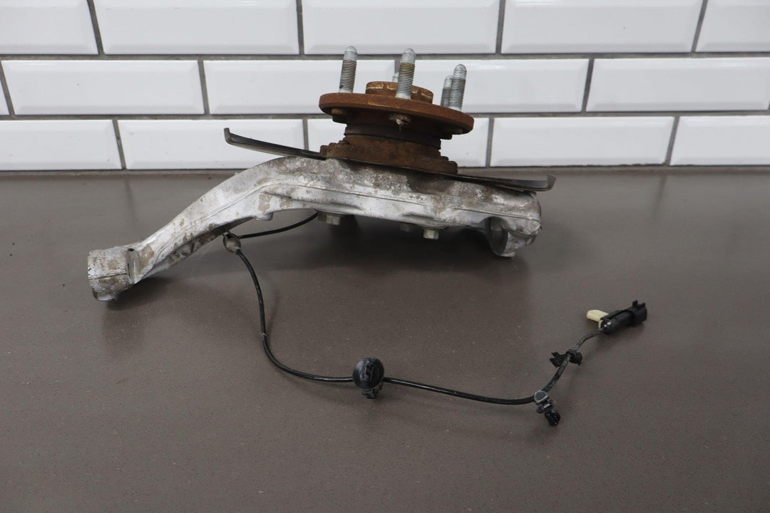 16 - 22 Chevy Colorado 4x4 Passenger Right Spindle Knuckle OEM 23298403