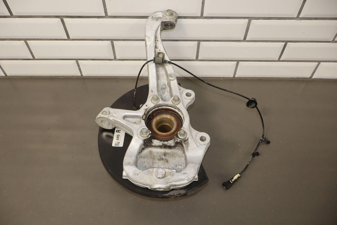 16 - 22 Chevy Colorado 4x4 Passenger Right Spindle Knuckle OEM 23298403