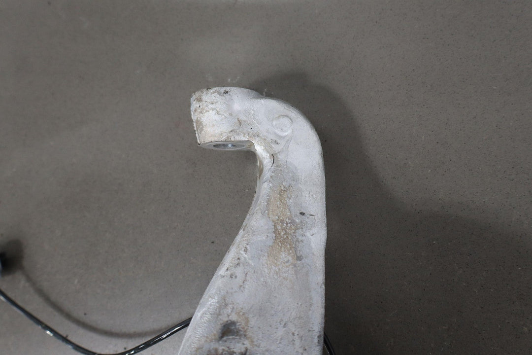 16 - 22 Chevy Colorado 4x4 Passenger Right Spindle Knuckle OEM 23298403